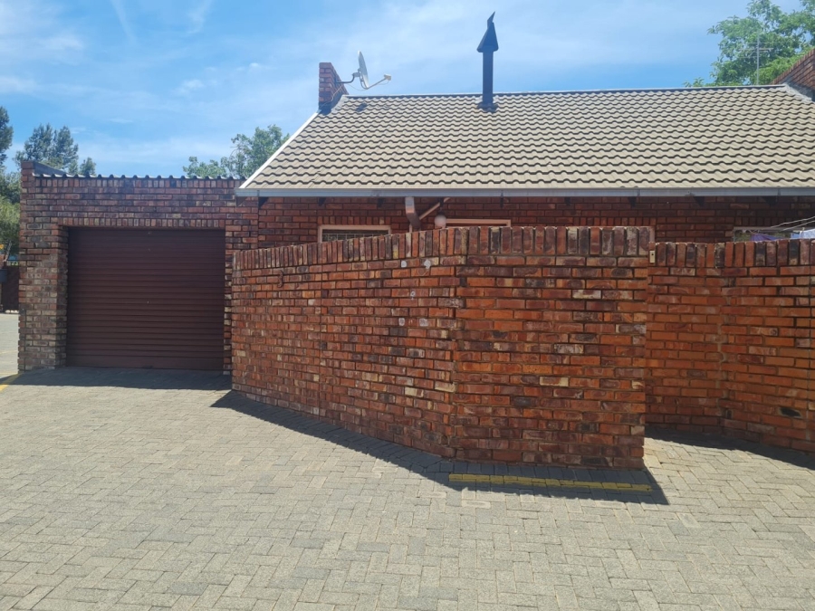 2 Bedroom Property for Sale in Navalsig Free State